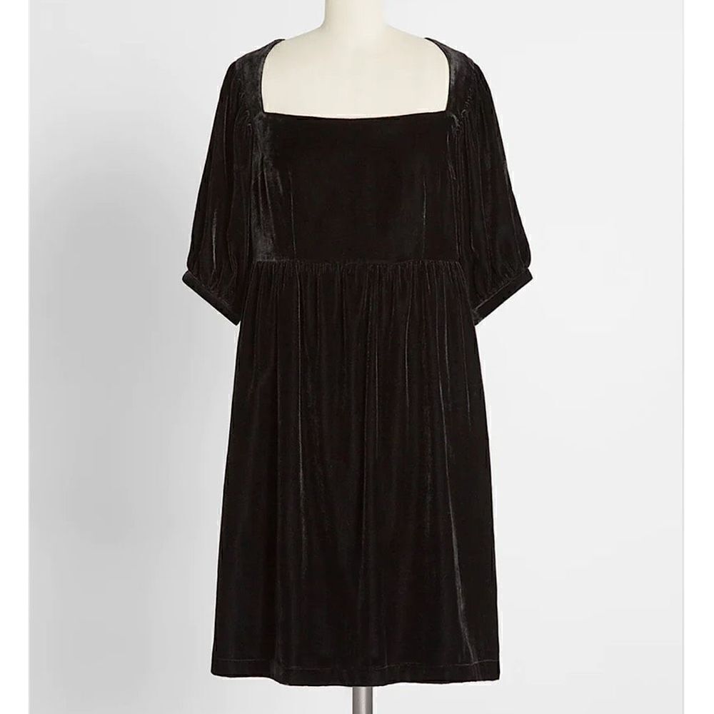 Modcloth Size 14 Black Softly Sumptuous Short Sleeve Velvet Babydoll Dress NWT